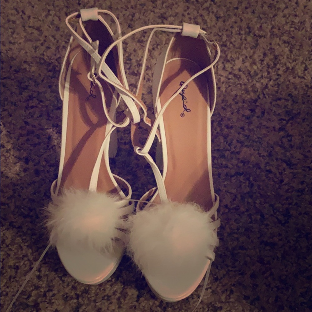 White Pouf heels